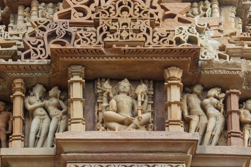 khajuraho-erotic-temples